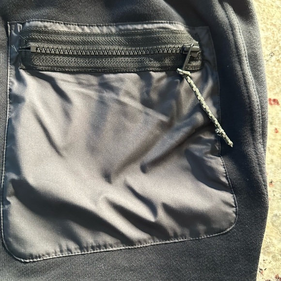 Nike men’s Futura tear away pants. New with tags. Size medium. - Picture 4 of 8